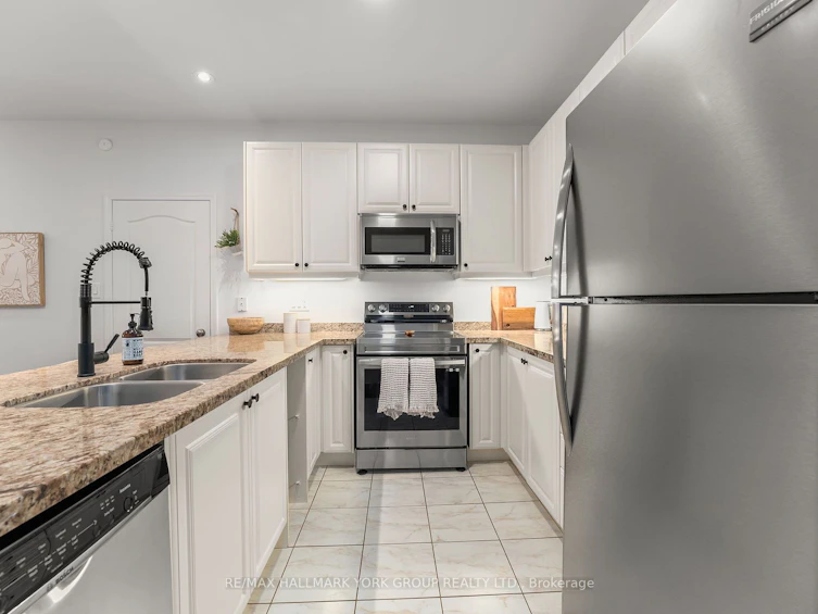 44 Lovegrove Lane, Ajax, ON, L1S 0E7 - 7