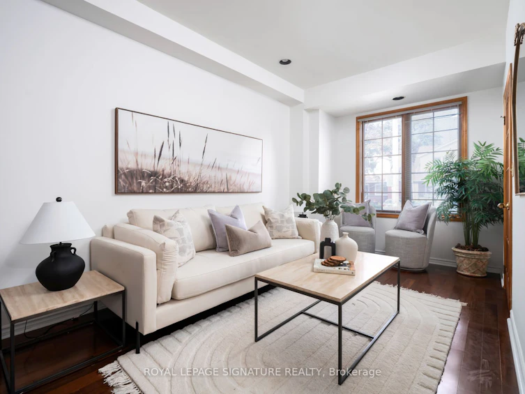 233 Torrens Avenue, Toronto, ON, M4J 2P6 - 5