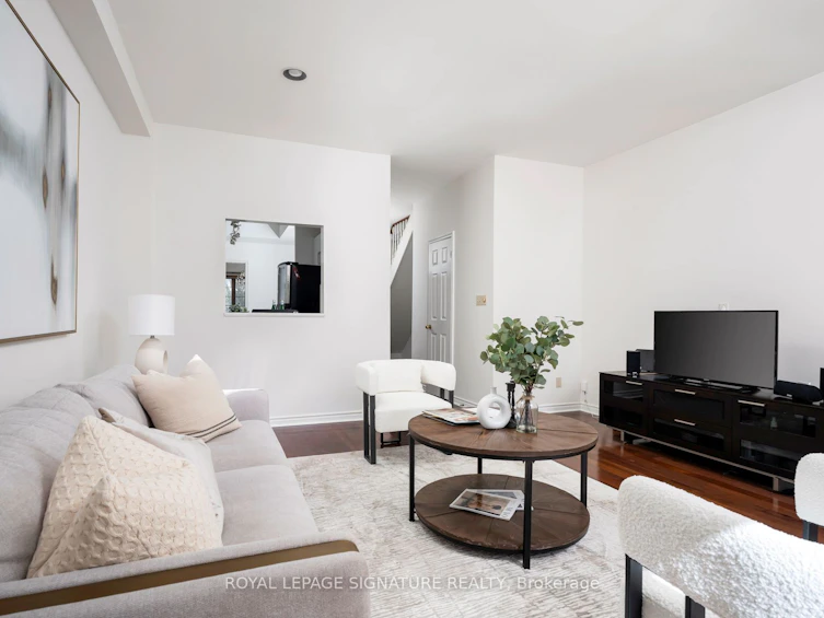 233 Torrens Avenue, Toronto, ON, M4J 2P6 - 11