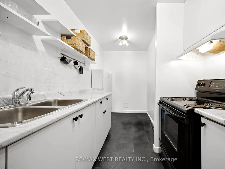 604-1200 Bridletowne Circle, Toronto, ON, M1W 2H8 - 6