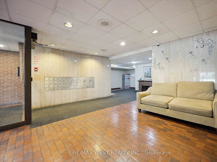 604-1200 Bridletowne Circle, Toronto, ON, M1W 2H8 - 19