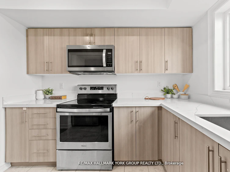 2671 Deputy Minister Path, Oshawa, ON, L1L 0M7 - 12
