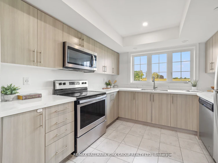 2671 Deputy Minister Path, Oshawa, ON, L1L 0M7 - 14