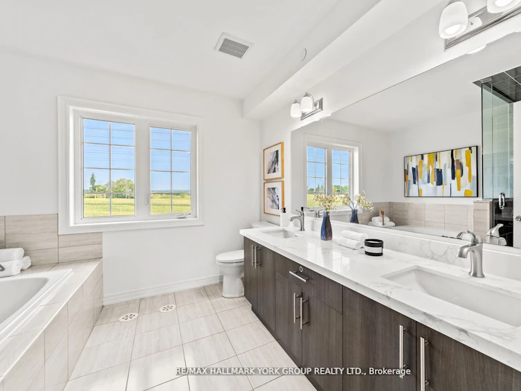 2671 Deputy Minister Path, Oshawa, ON, L1L 0M7 - 31