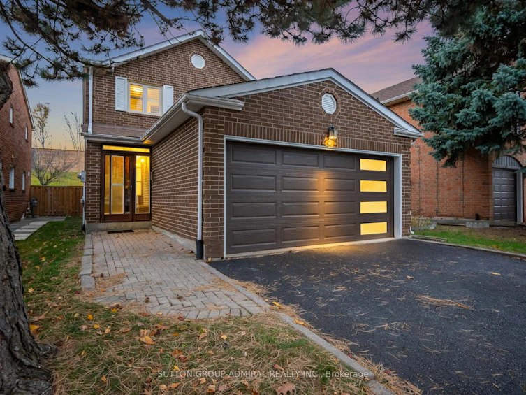 233 Mullen Drive, Vaughan, ON, L4J 2V8 - 2