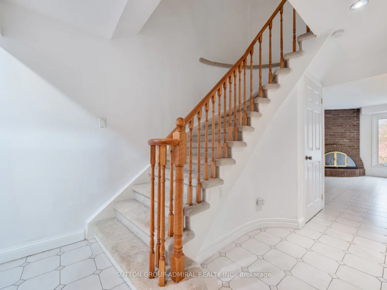 233 Mullen Drive, Vaughan, ON, L4J 2V8 - 12