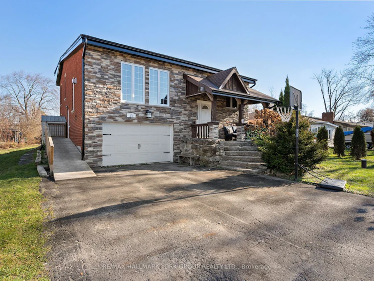 25 Blue Jay Boulevard, Georgina, ON, L0E 1N0