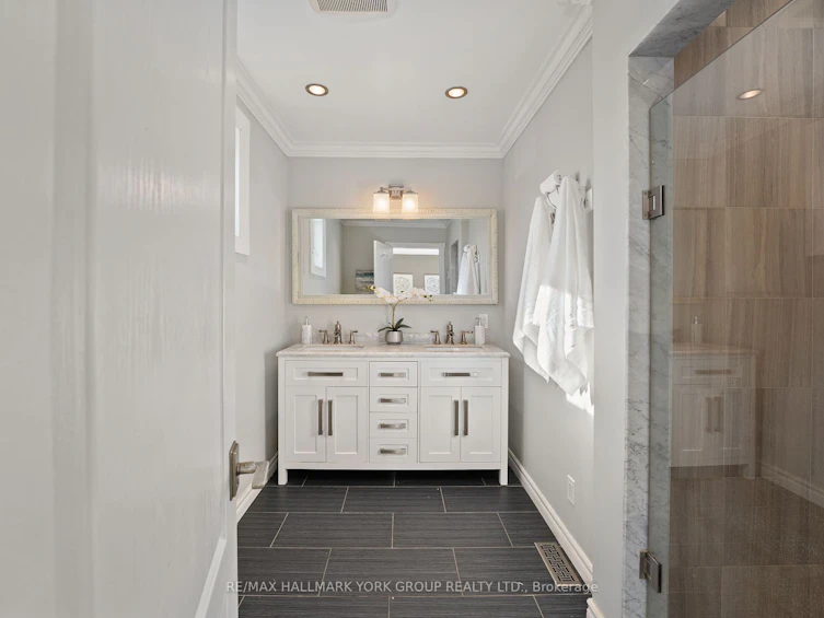 25 Blue Jay Boulevard, Georgina, ON, L0E 1N0 - 15