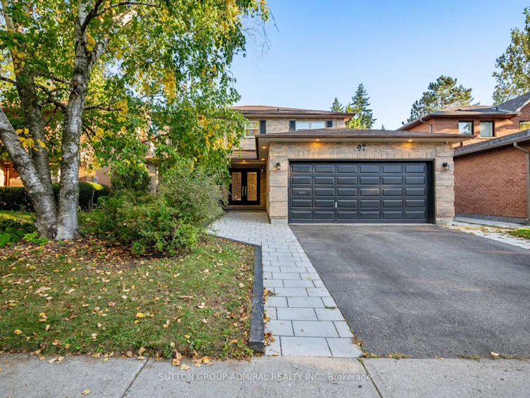 97 Golf Links Drive, Aurora, ON, L4G 3V4