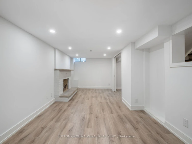 97 Golf Links Drive, Aurora, ON, L4G 3V4 - 27
