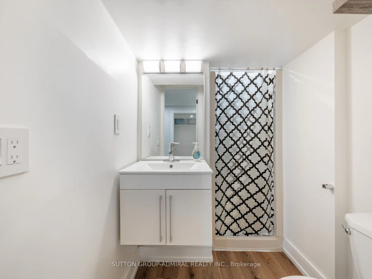 97 Golf Links Drive, Aurora, ON, L4G 3V4 - 33