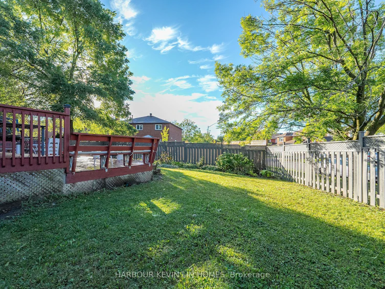 32 Queens College Drive, Richmond Hill, ON, L4B 1P2 - 6