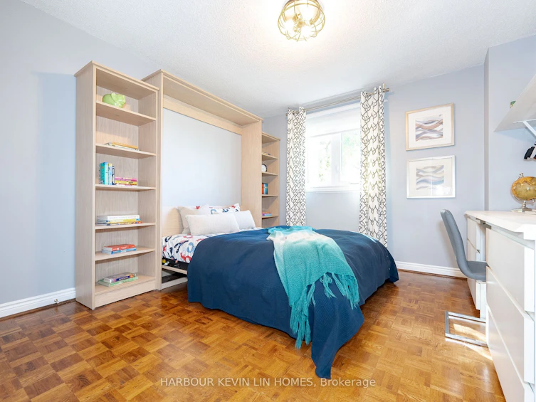 32 Queens College Drive, Richmond Hill, ON, L4B 1P2 - 30