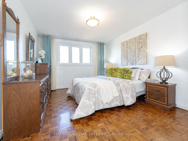 32 Queens College Drive, Richmond Hill, ON, L4B 1P2 - 35