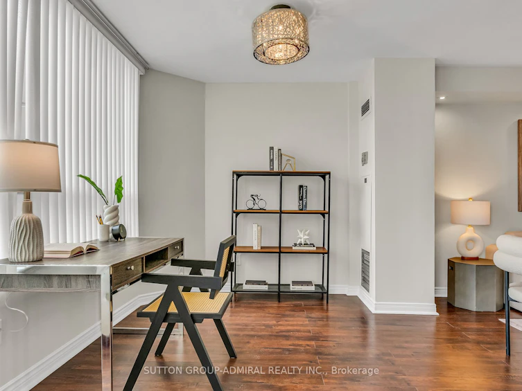 716-7 Townsgate Drive, Vaughan, ON, L4J 7Z9 - 15