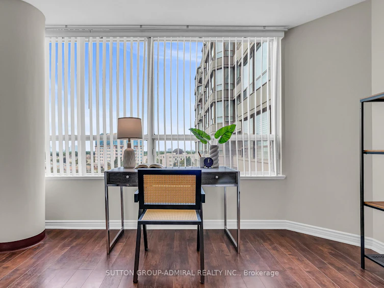 716-7 Townsgate Drive, Vaughan, ON, L4J 7Z9 - 17