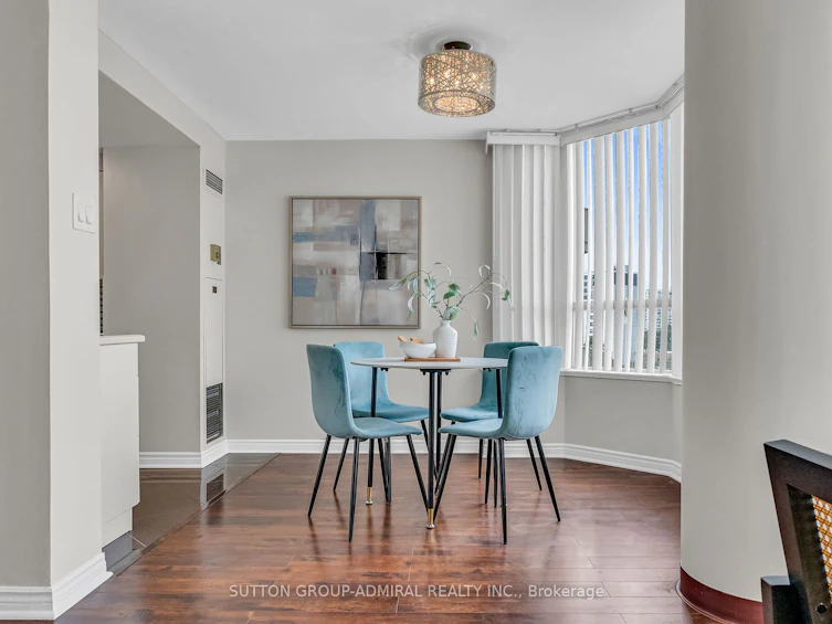 716-7 Townsgate Drive, Vaughan, ON, L4J 7Z9 - 19