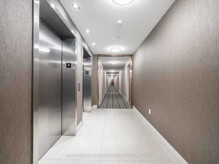 419-99 Eagle Rock Way, Vaughan, ON, L6A 5A7 - 4