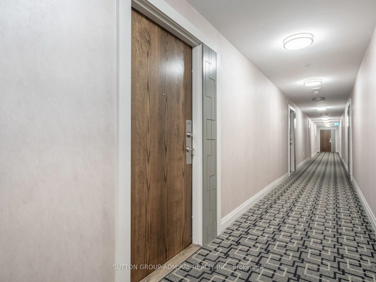 419-99 Eagle Rock Way, Vaughan, ON, L6A 5A7 - 5