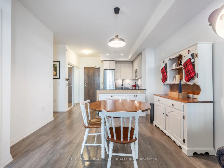 419-99 Eagle Rock Way, Vaughan, ON, L6A 5A7 - 14