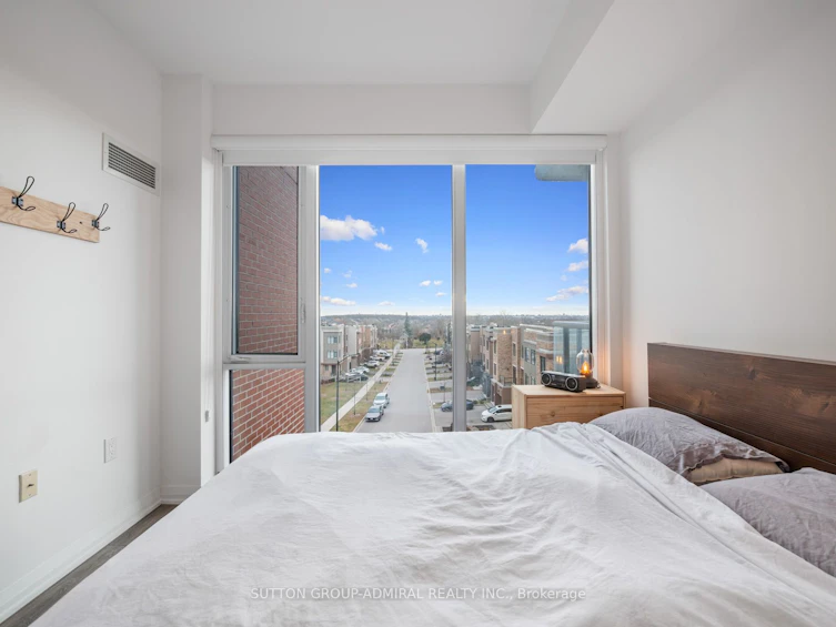 419-99 Eagle Rock Way, Vaughan, ON, L6A 5A7 - 19