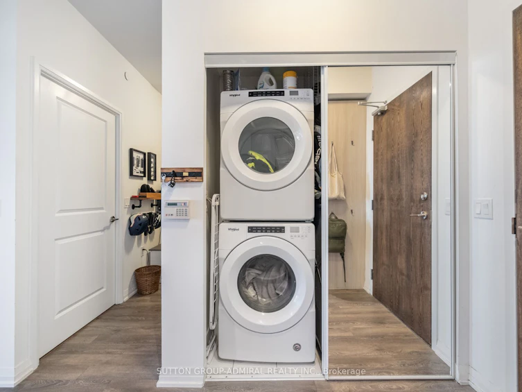 419-99 Eagle Rock Way, Vaughan, ON, L6A 5A7 - 24
