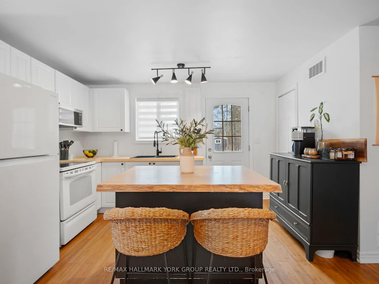 804 Montsell Avenue, Georgina, ON, L0E 1S0 - 12
