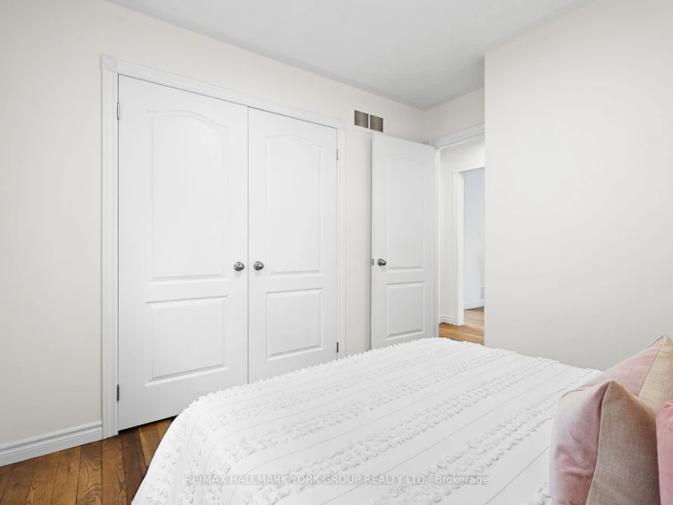 153 Fairwood Drive, Georgina, ON, L4P 0B9 - 11