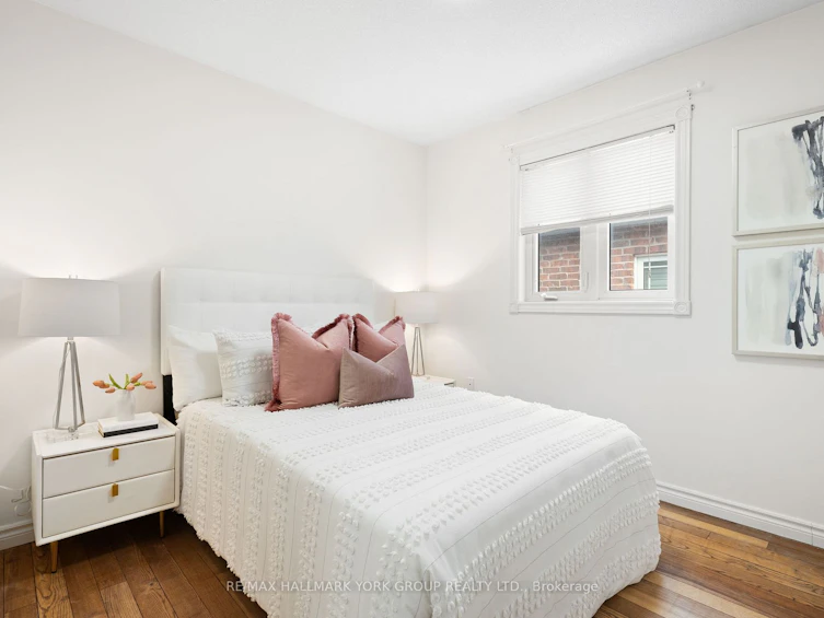 153 Fairwood Drive, Georgina, ON, L4P 0B9 - 10