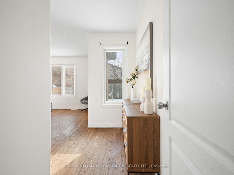 153 Fairwood Drive, Georgina, ON, L4P 0B9 - 16