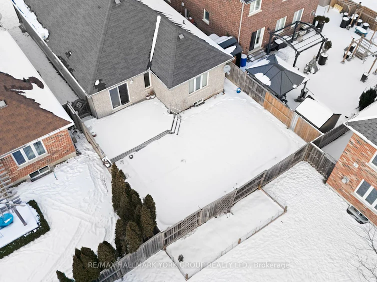 153 Fairwood Drive, Georgina, ON, L4P 0B9 - 35