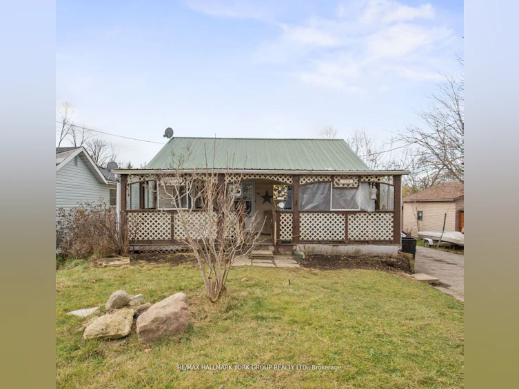 778 Sheppard Avenue, Georgina, ON, L4P 3E9