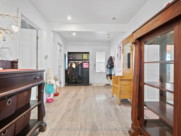 778 Sheppard Avenue, Georgina, ON, L4P 3E9 - 3