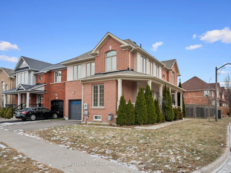 124 Evershot Crescent, Markham, ON, L6E 2C4 - 2