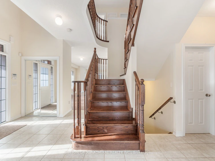 124 Evershot Crescent, Markham, ON, L6E 2C4 - 5