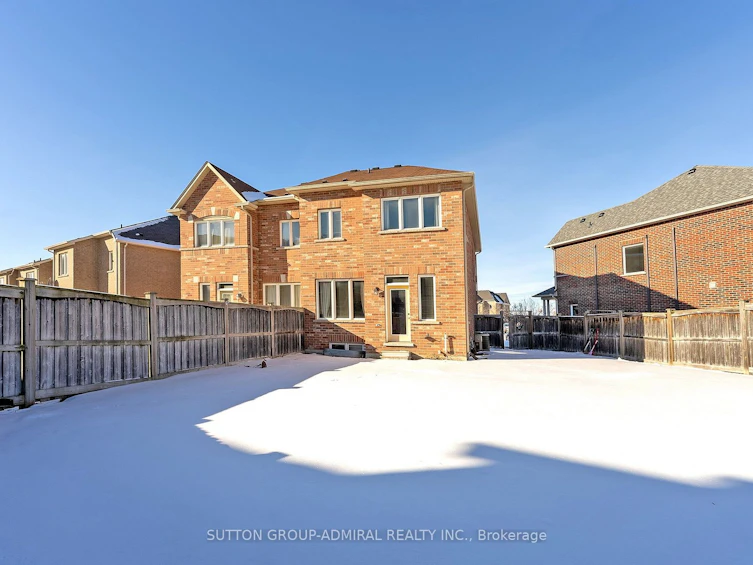122 Courtland Crescent, East Gwillimbury, ON, L9N 0B1 - 8