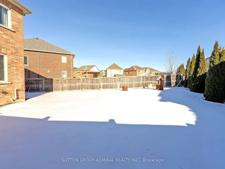 122 Courtland Crescent, East Gwillimbury, ON, L9N 0B1 - 12