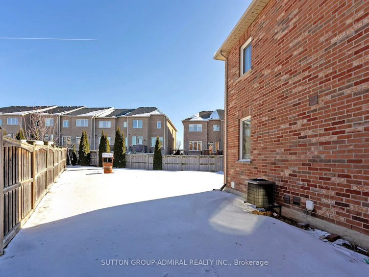 122 Courtland Crescent, East Gwillimbury, ON, L9N 0B1 - 15