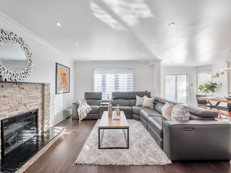 21 Lawrie Road, Vaughan, ON, L4J 3N6 - 9