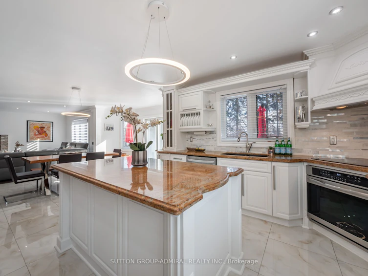 21 Lawrie Road, Vaughan, ON, L4J 3N6 - 14