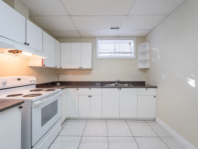 21 Lawrie Road, Vaughan, ON, L4J 3N6 - 38