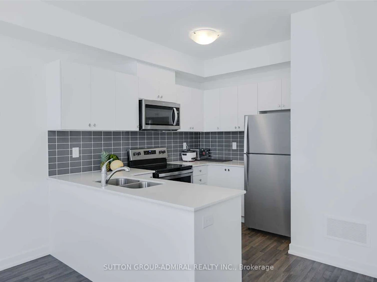82 Dalhousie Street, Vaughan, ON, L4L 0L7 - 4