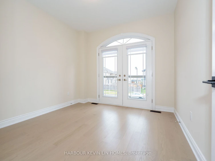 18 Janes Crescent, New Tecumseth, ON, L9R 0T2 - 7