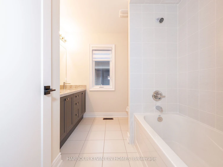 18 Janes Crescent, New Tecumseth, ON, L9R 0T2 - 34