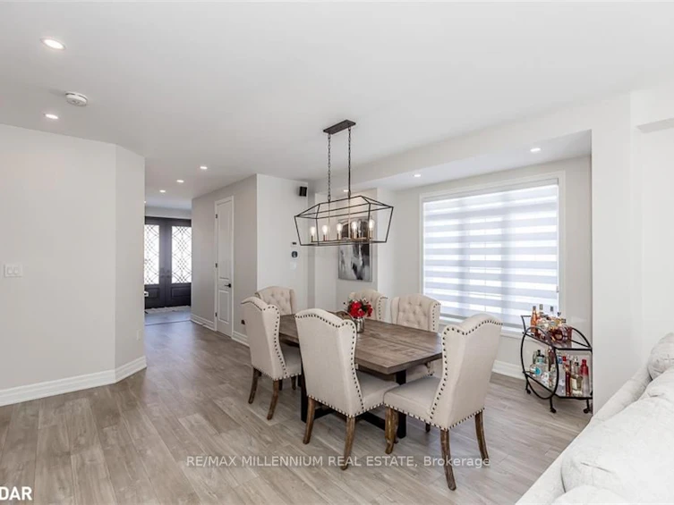 45 Wood Crescent, Essa, ON, L3W 0M5 - 8