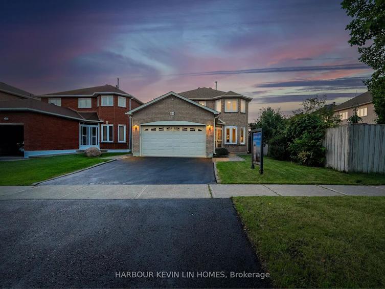 84 Lagani Avenue, Richmond Hill, ON, L4B 3C6 - 3