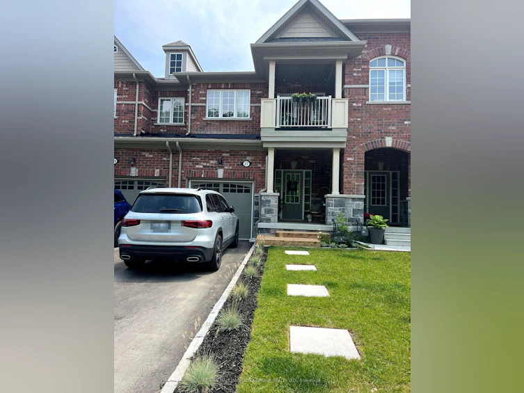 27 Anne Pegg Crescent, Georgina, ON, L0E 1R0
