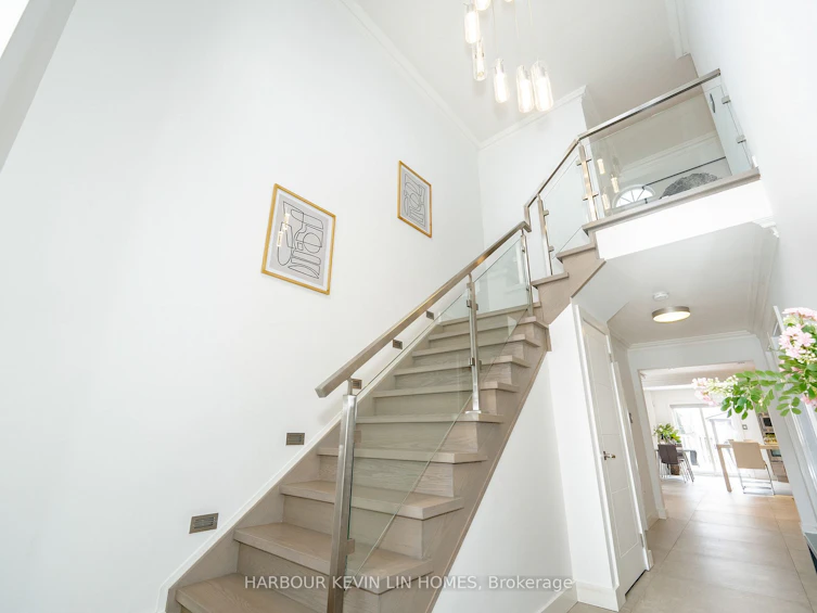 106 Blackthorn Drive, Vaughan, ON, L6A 3N2 - 4