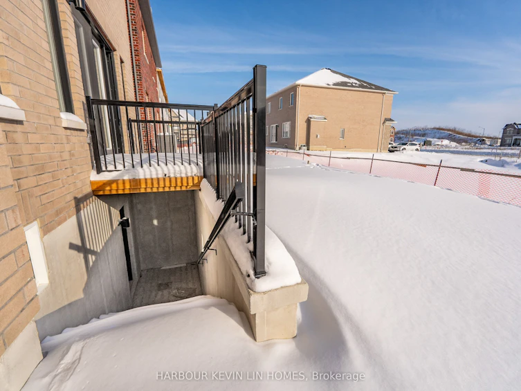 9 Backhouse Drive, Richmond Hill, ON, L4E 1M8 - 32