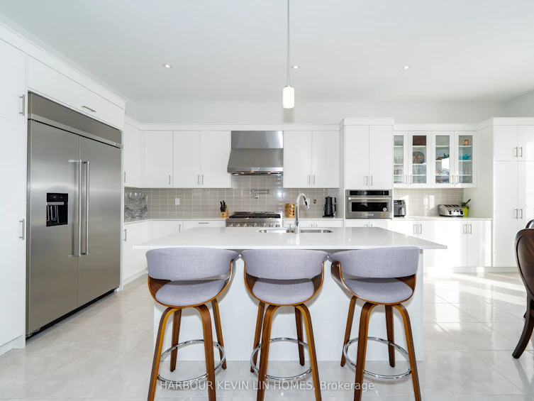 9 Backhouse Drive, Richmond Hill, ON, L4E 1M8 - 8